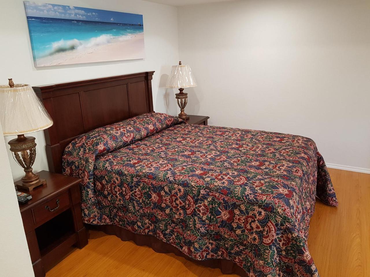 Windsong Guest Apartments Pembroke Dış mekan fotoğraf