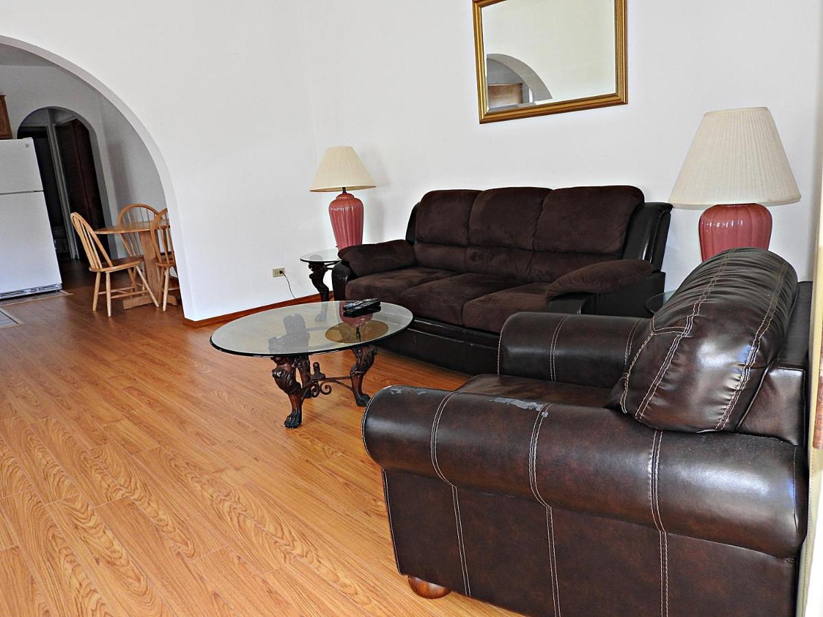 Windsong Guest Apartments Pembroke Dış mekan fotoğraf