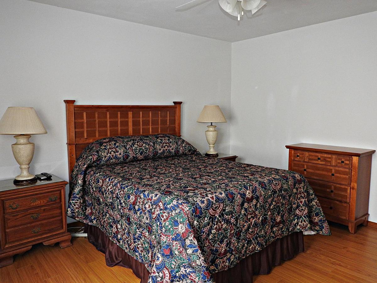 Windsong Guest Apartments Pembroke Dış mekan fotoğraf