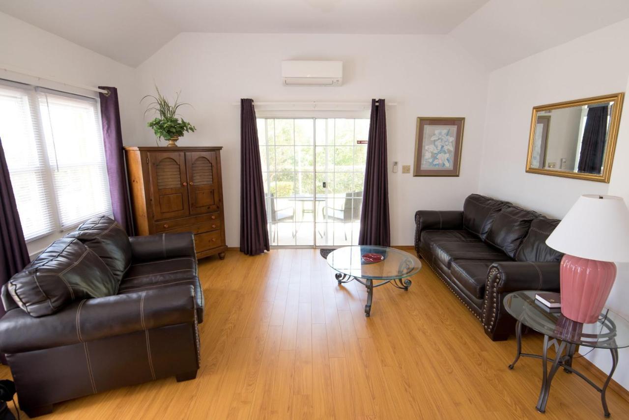 Windsong Guest Apartments Pembroke Dış mekan fotoğraf
